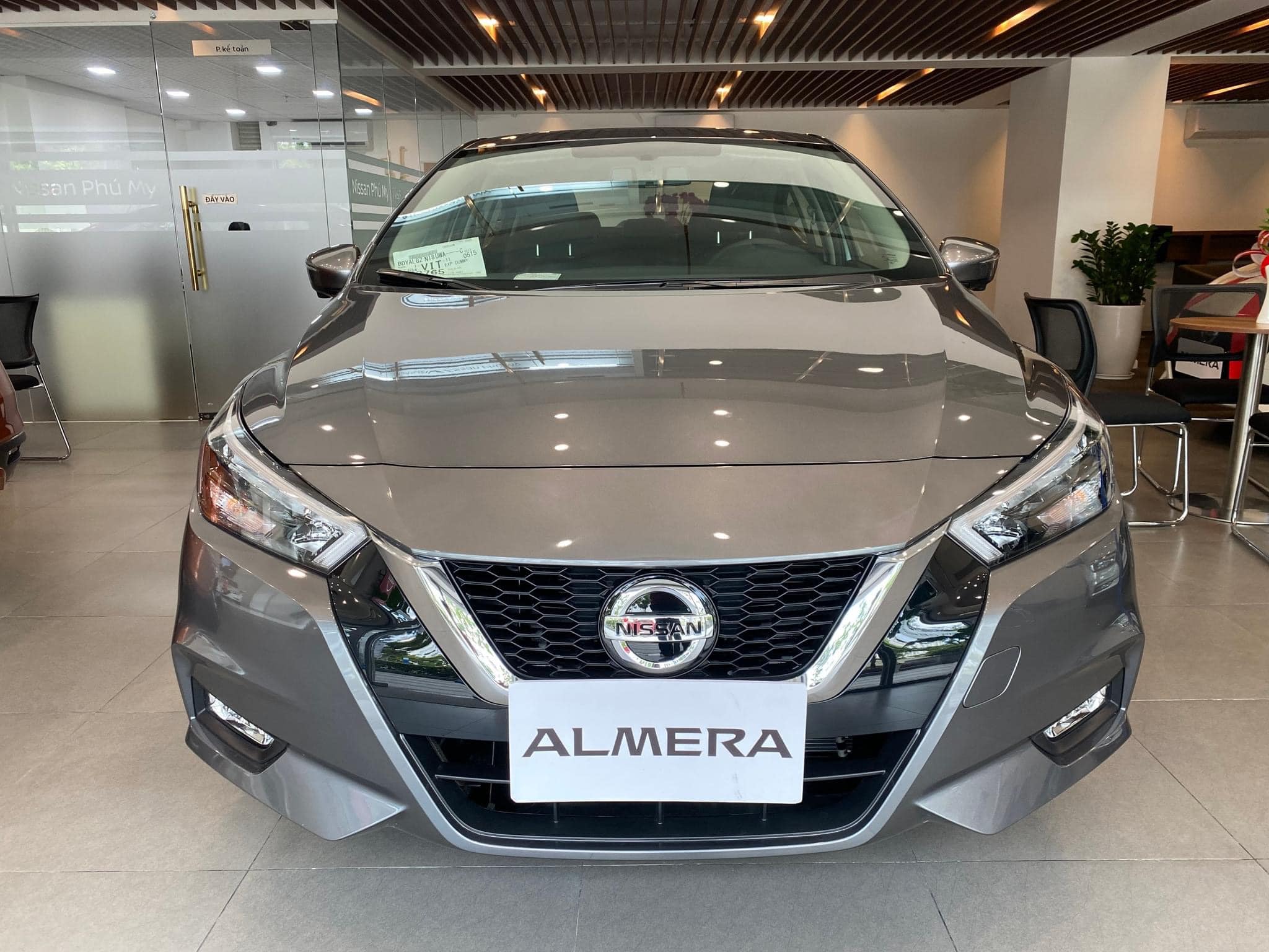 Bảng giá ô tô Nissan Almera 11/2022 có nhiều biến động